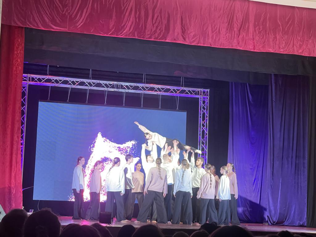 “Танец, который нельзя потерять”. В Серове прошел отчетный концерт Натальи Махининой