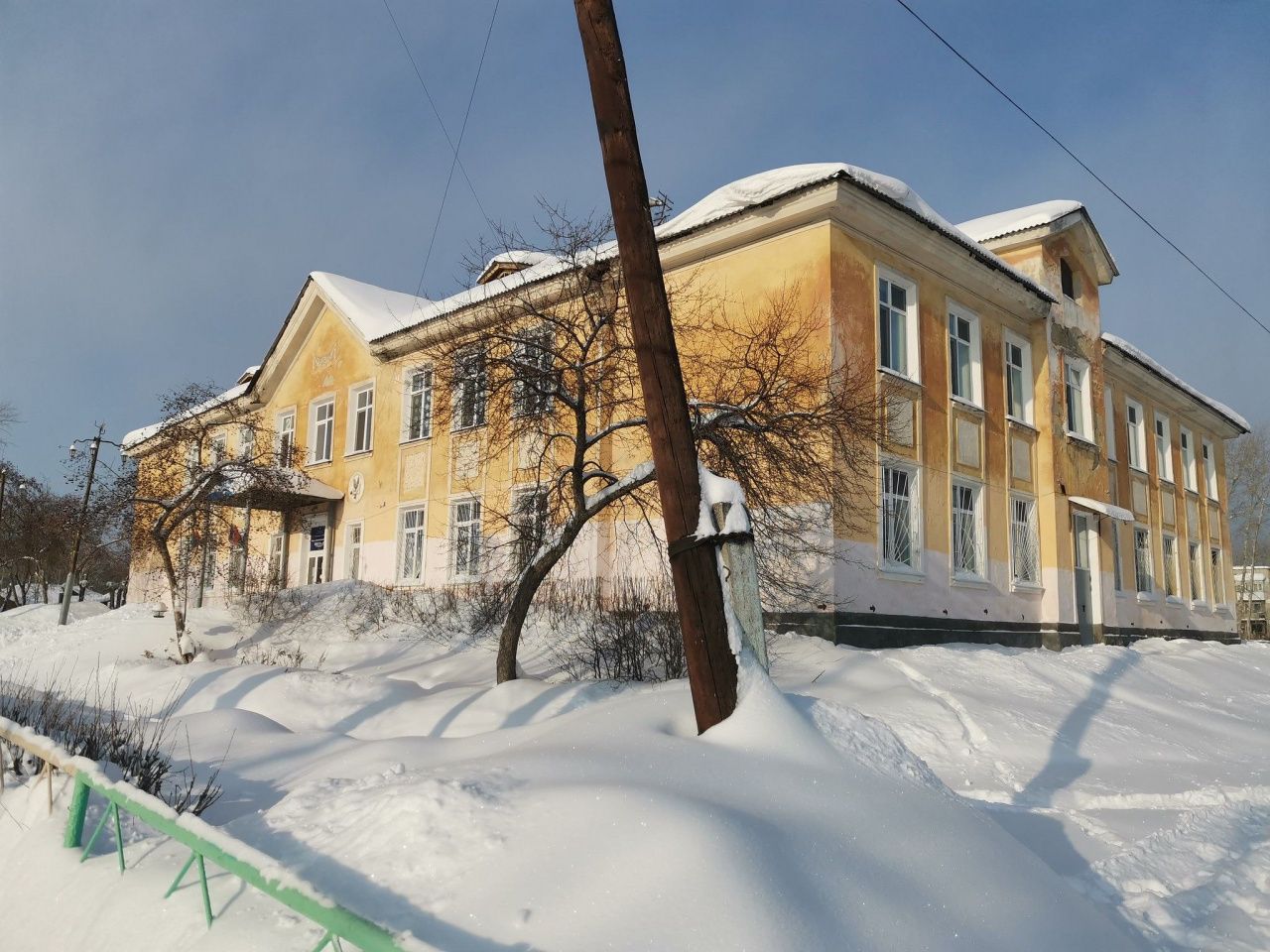 У серовской школы №11 откапиталят кровлю