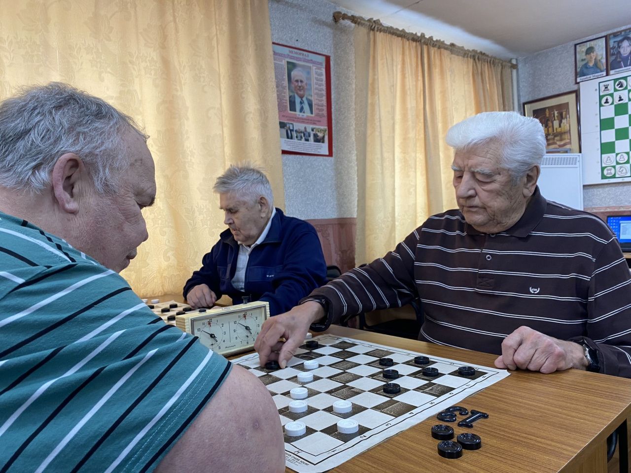 В Серове прошел турнир по русским шашкам