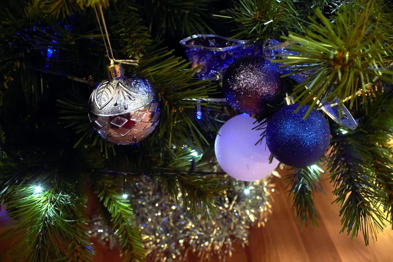 Театр приглашает юных серовчан принять участие в конкурсе елочной игрушки “Хранители Нового года”