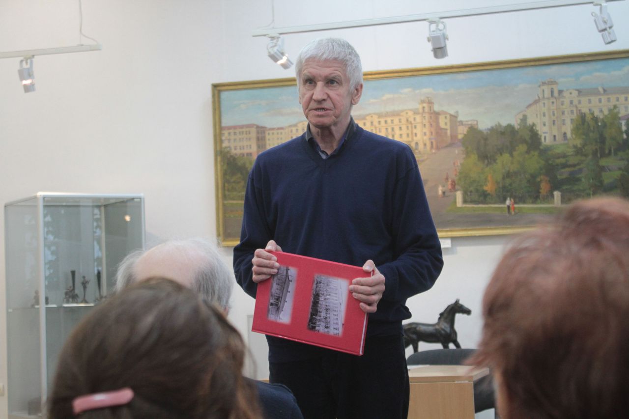 Историк-краевед презентовал второе издание книги о Серове в годы Великой Отечественной войны