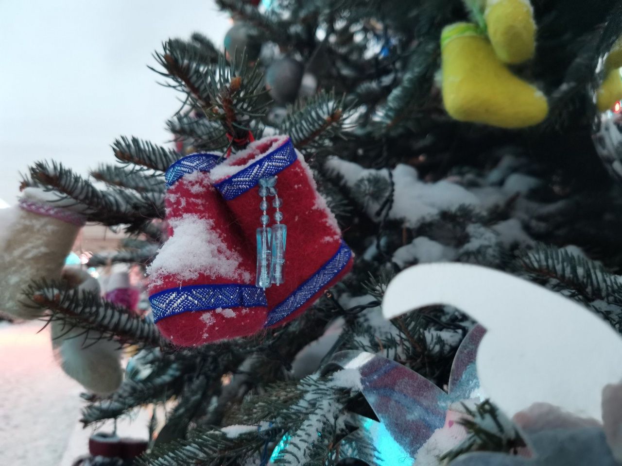 Музей продолжает принимать работы на выставку-конкурс “Елочная игрушка”