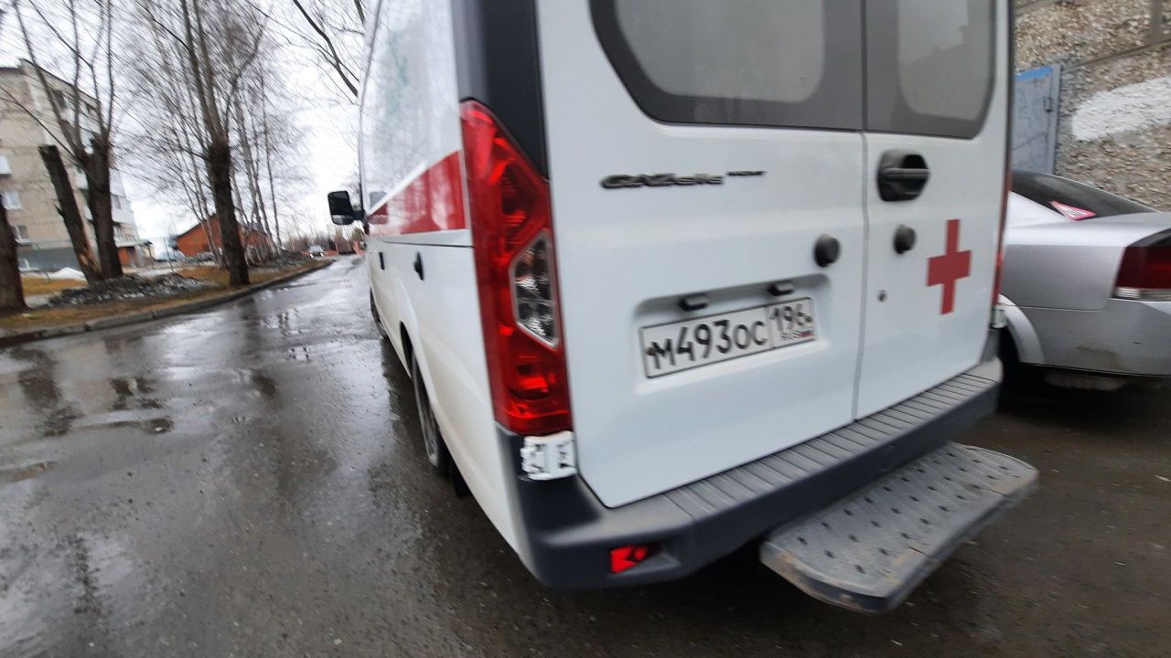 Серовская горбольница получила новую карету Скорой помощи
