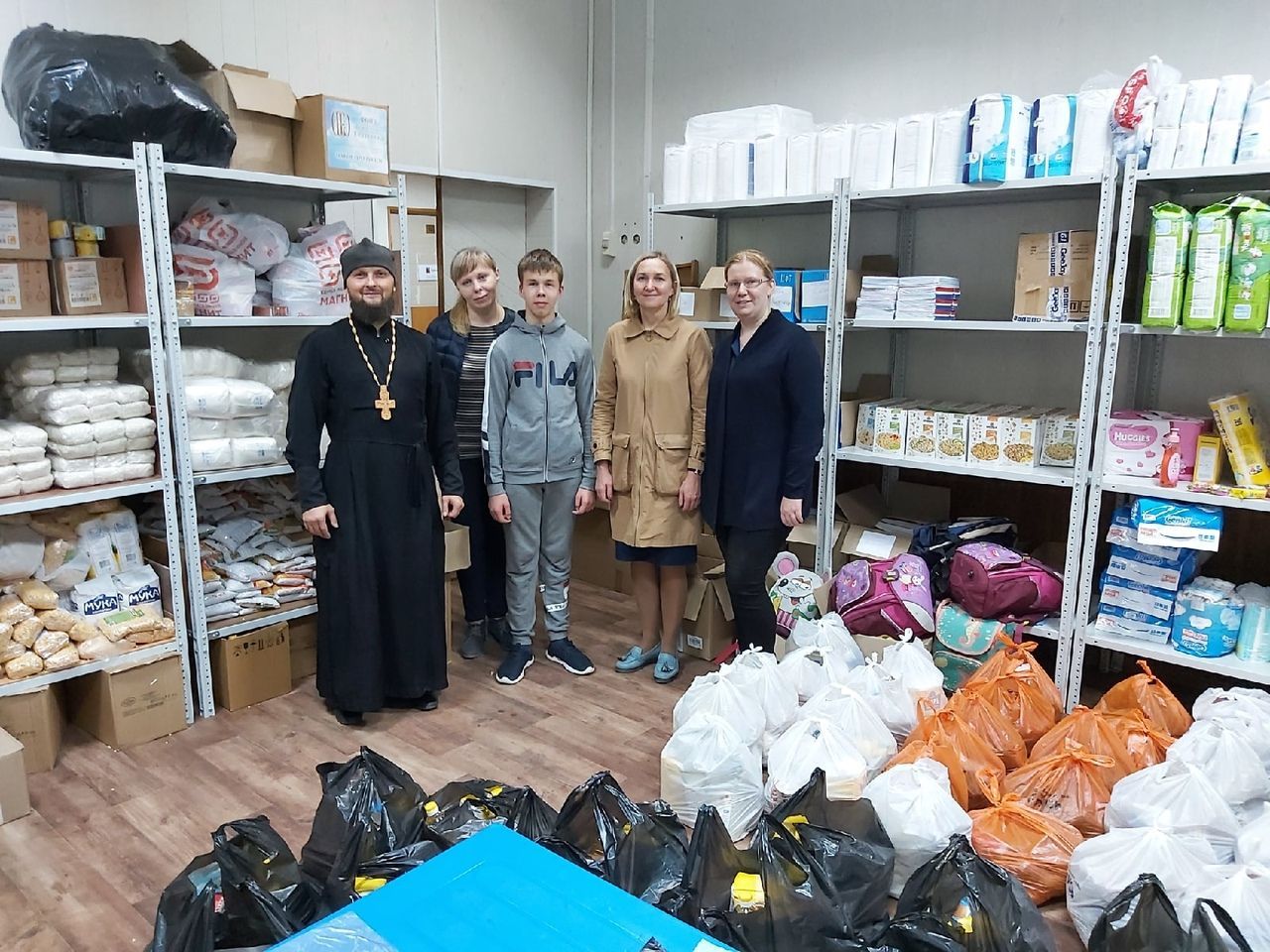 Социальное служение Серовской епархии закупило продукты для нуждающихся. На 80 000 рублей