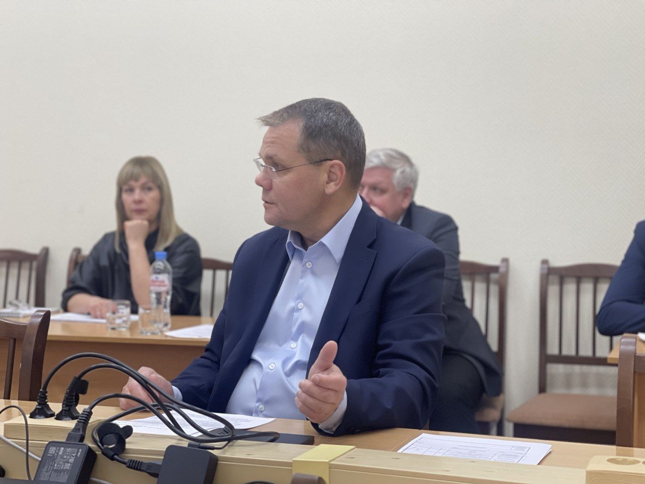 Площадь и сквер по Циолковского не закончены. Депутаты обсудили главные стройки Серова