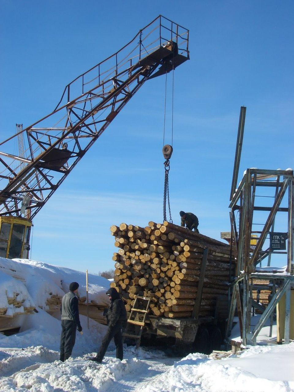 В регионе деятельности Серовского таможенного поста экспорт леса увеличился на 6%
