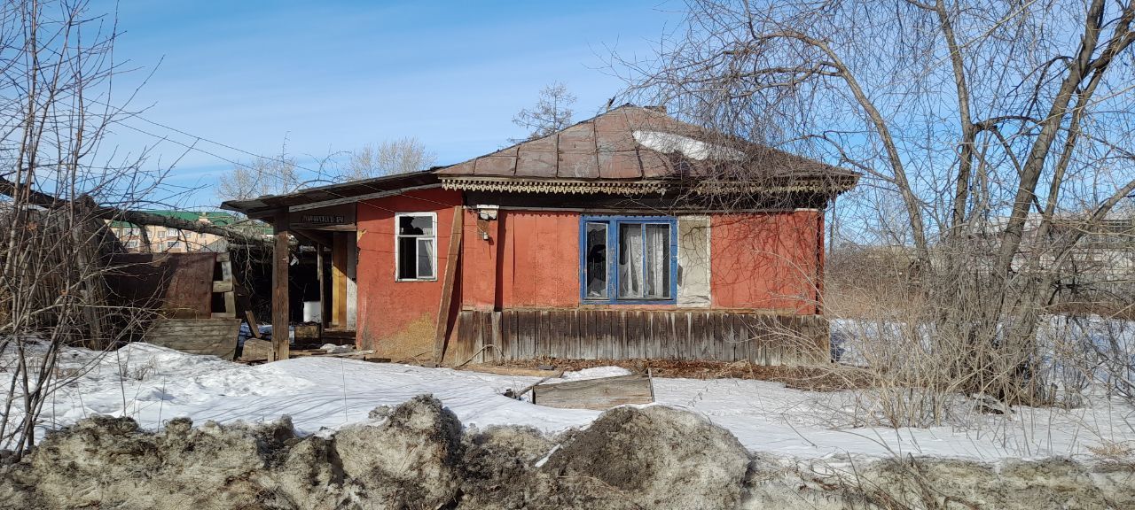 Мэрия Серова изымает у горожан 8 домов и участки под ними для строительства дороги к новой школе