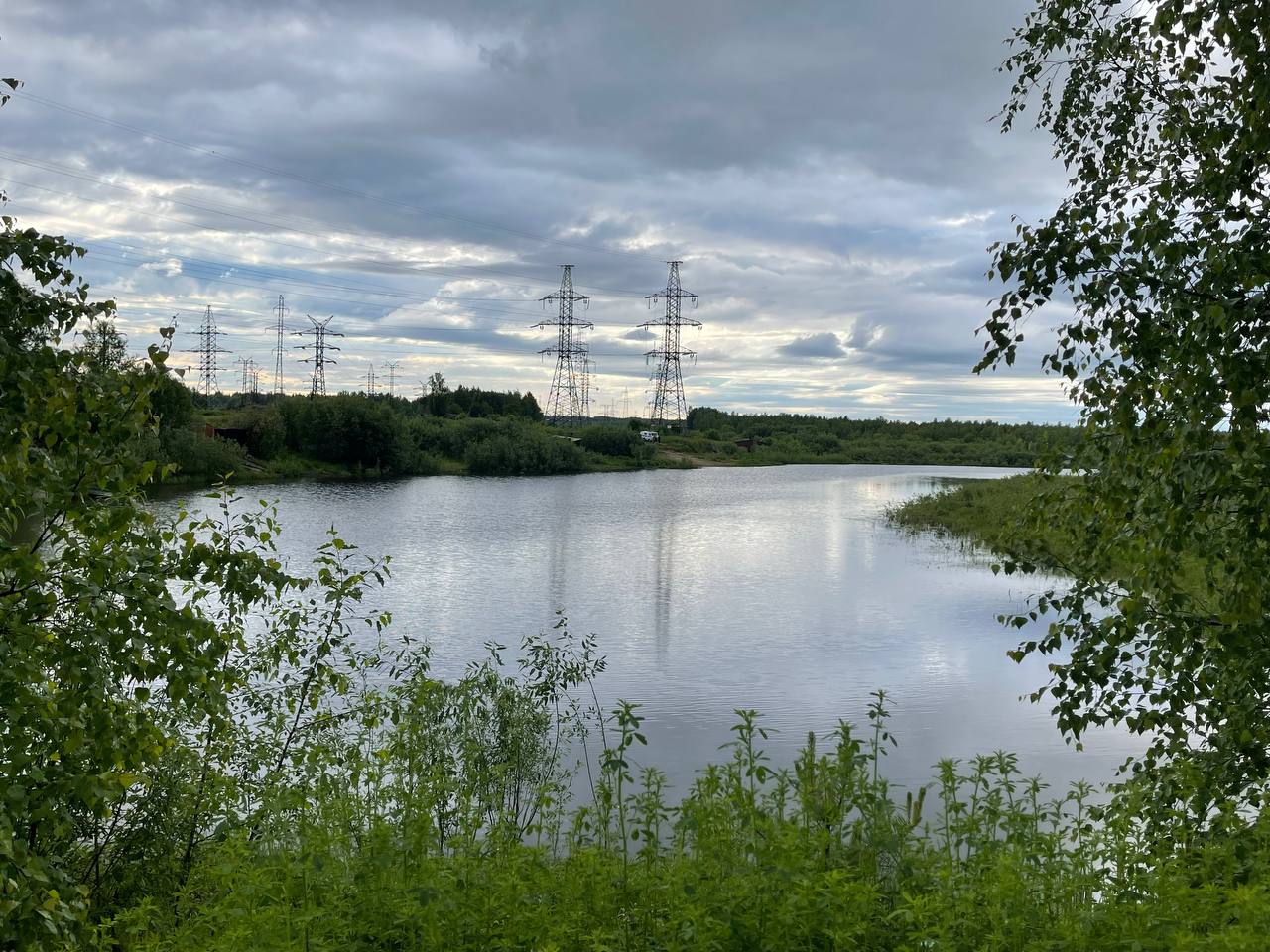 Тело утонувшего на теплом канале серовчанина подняли водолазы из Карпинска