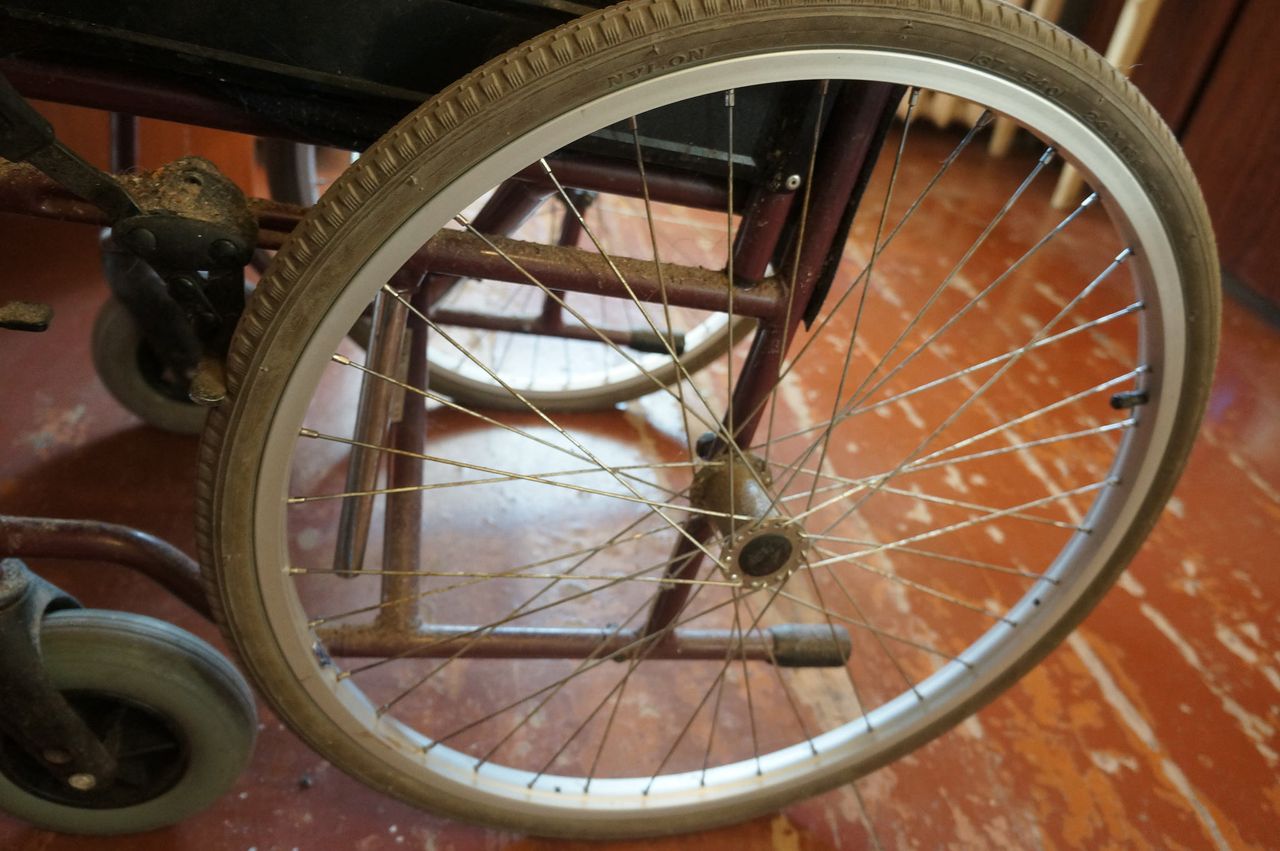 Управление соцполитики Серова закупает для инвалидов кресла-коляски с электроприводом