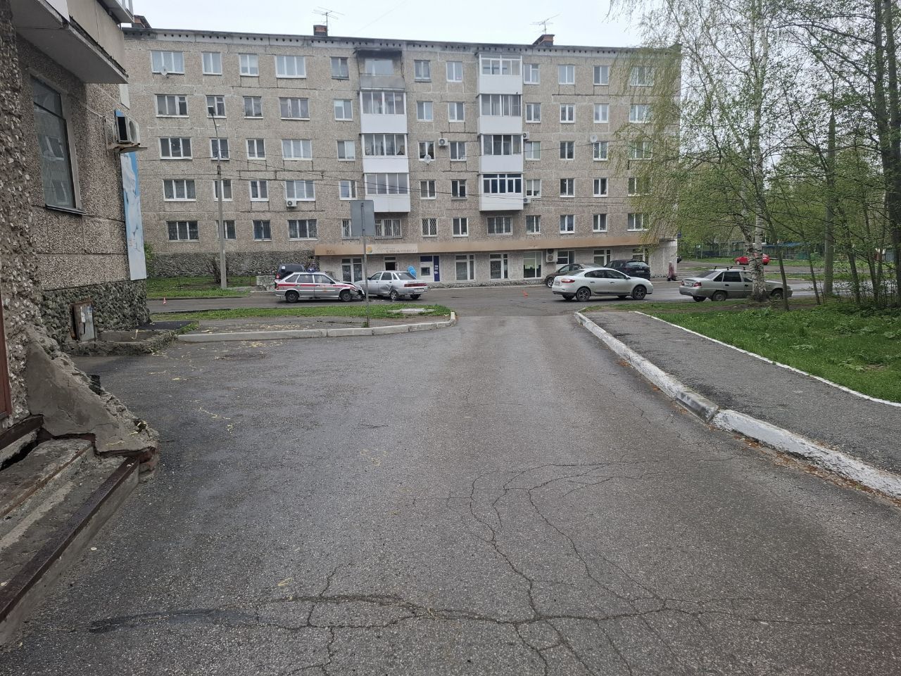 В Серове автомобиль Росгвардии столкнулся с легковушкой