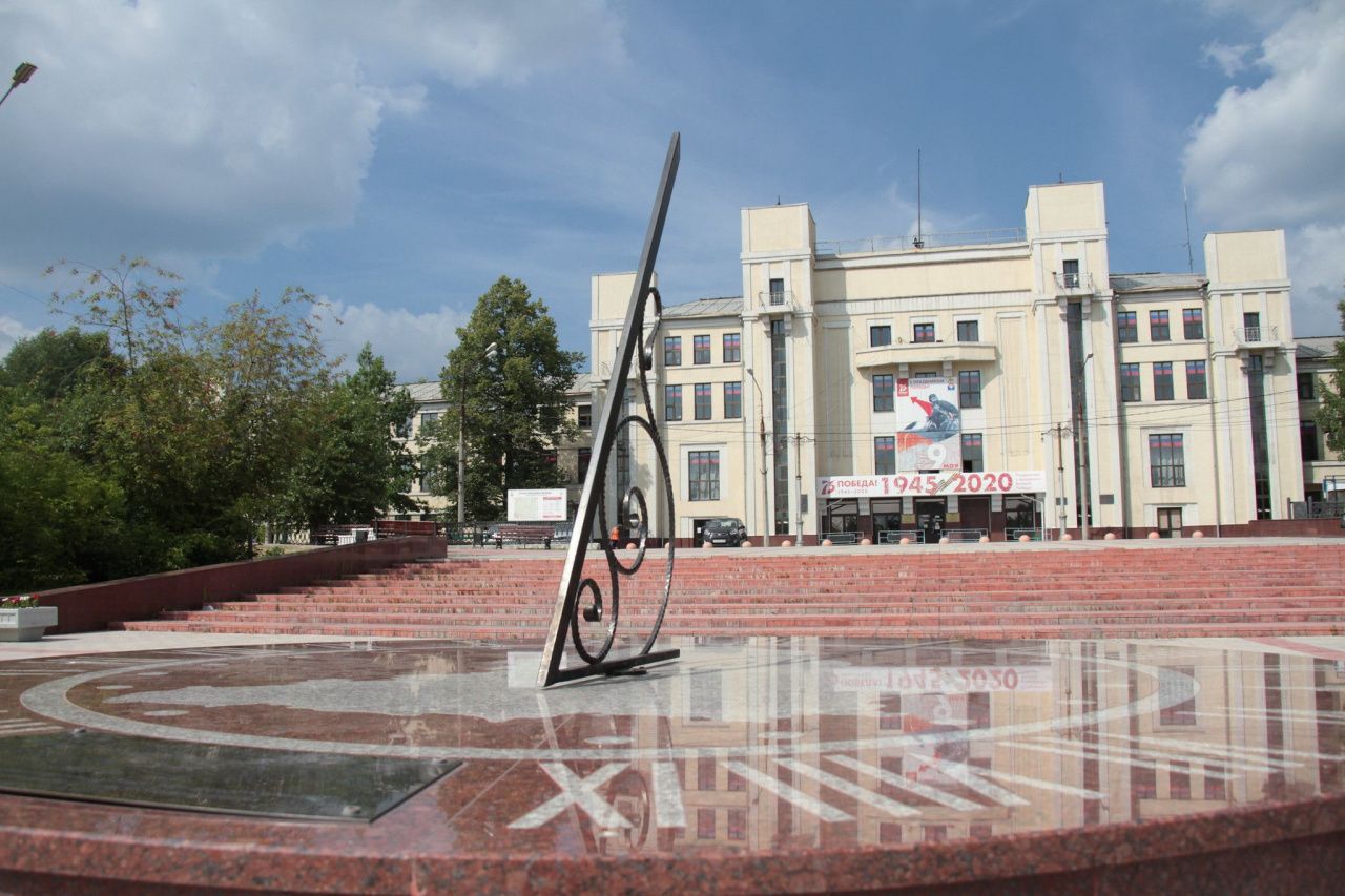 Творческую молодежь Серова зовут принять участие в конкурсе “Ярче-2025”