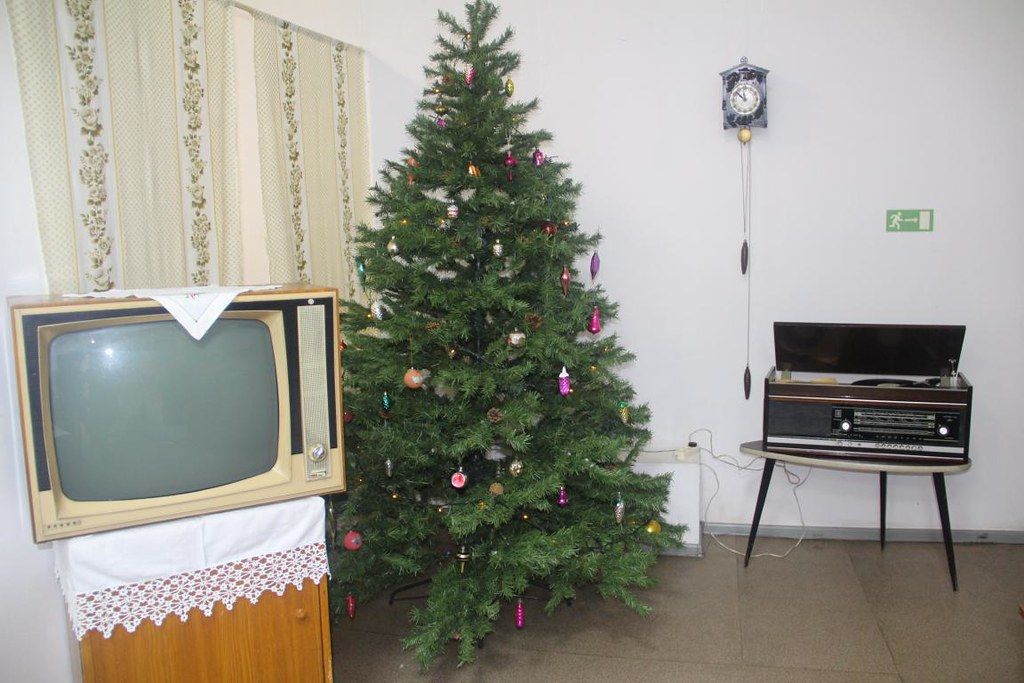 Музей приглашает серовчан принять участие в выставке-конкурсе «Елочная игрушка»