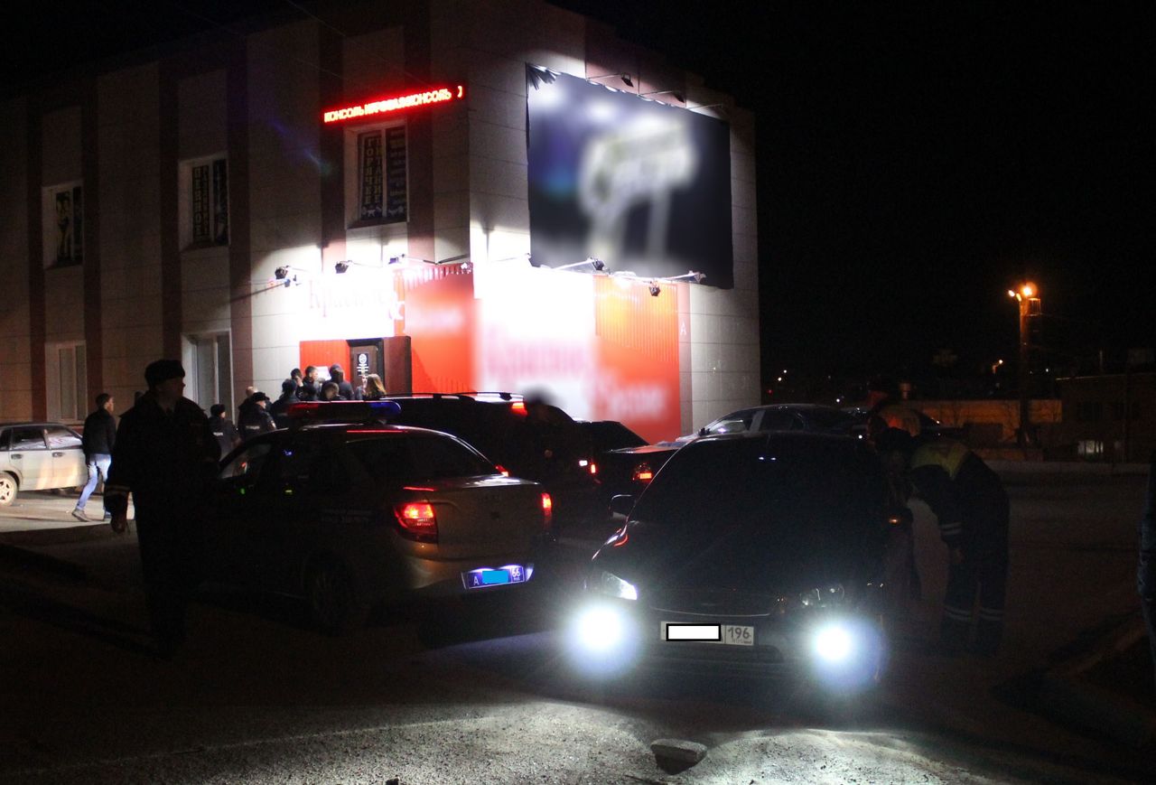 В выходные полицейские и общественники провели в Серове ночной рейд