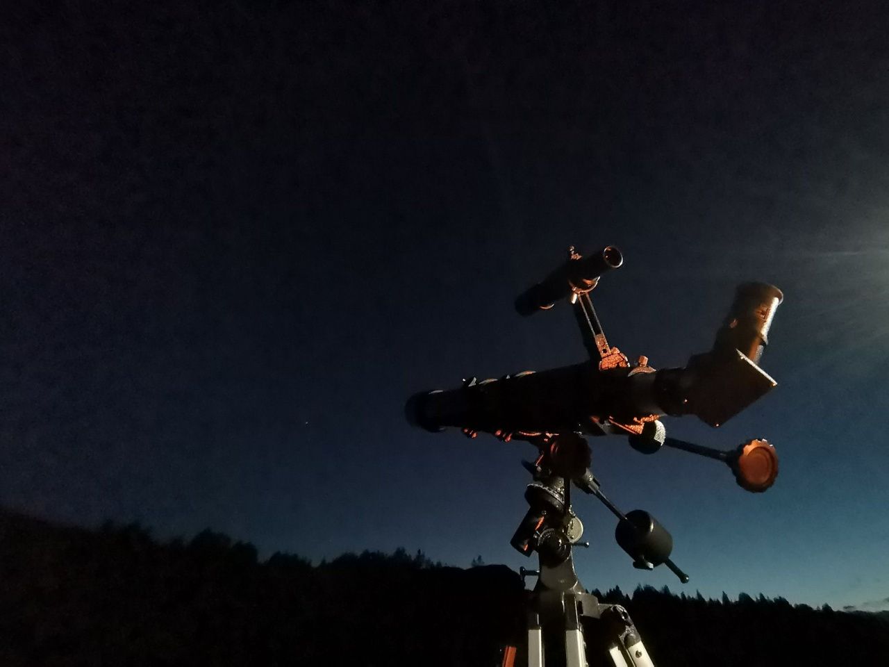 До 17 мая в вечернем небе можно наблюдать полет МКС