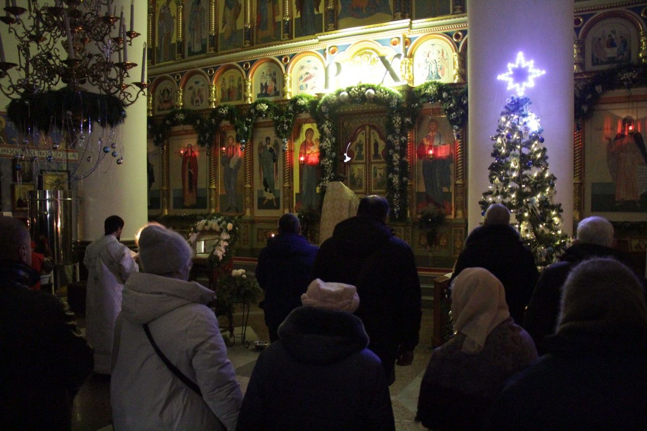 Крещенской водой в серовских храмах можно будет запасаться с 18 января