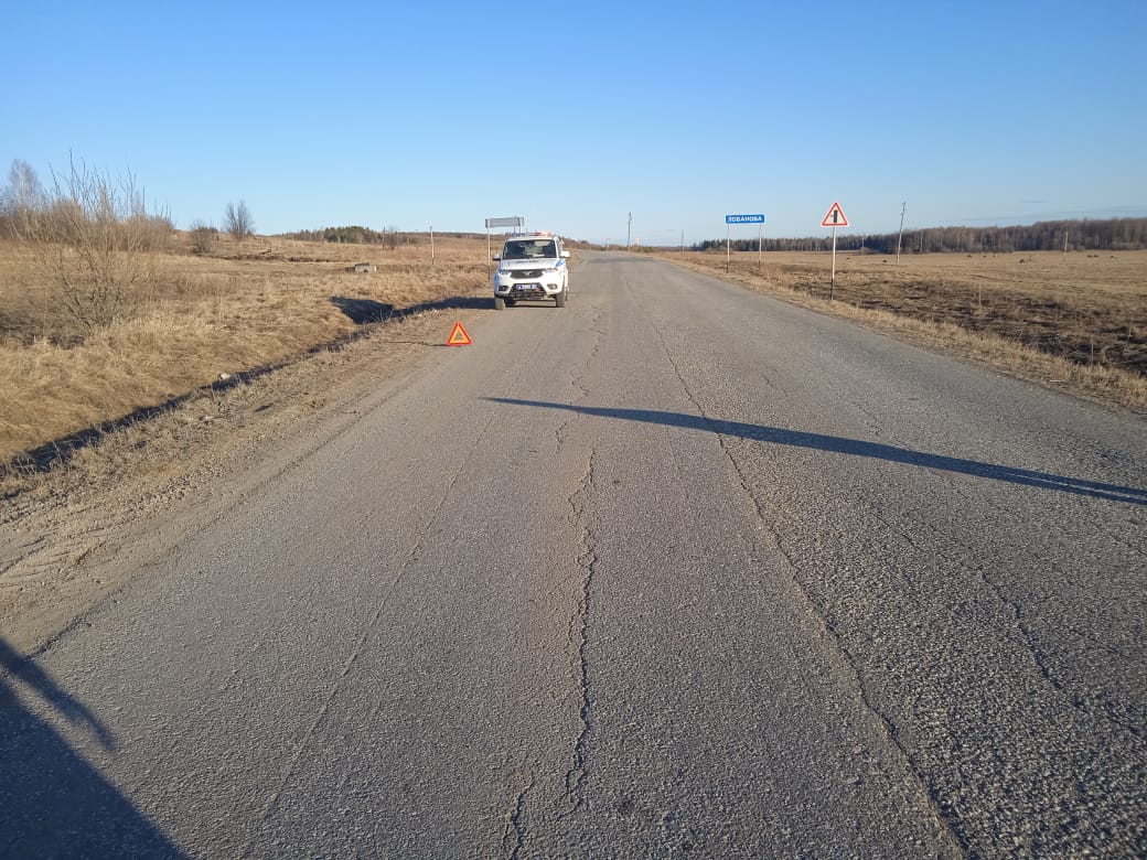 Бесправный житель Гарей перевозил на мопеде племянника и попал в ДТП. Пострадал подросток