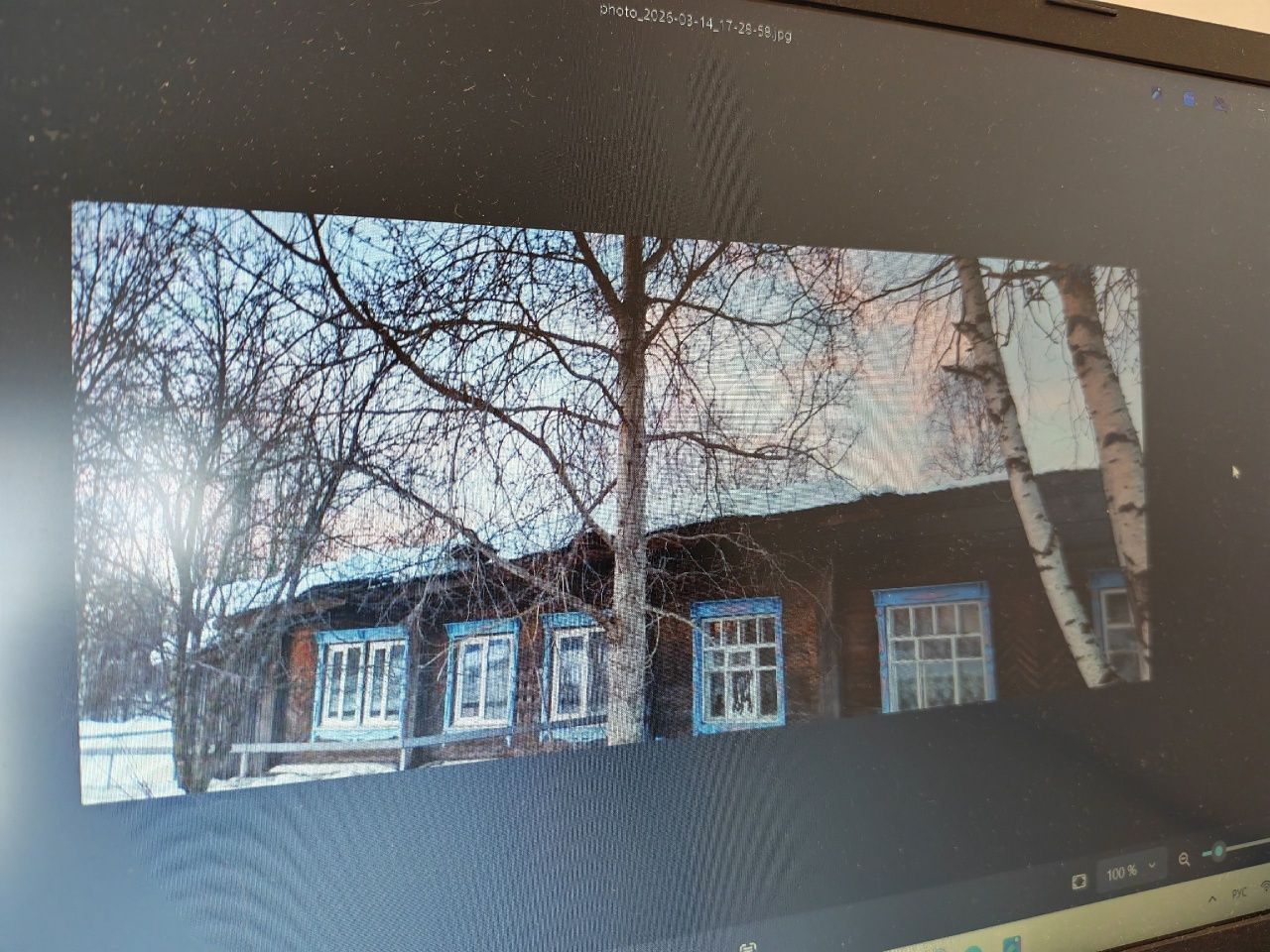 «Ситуация назрела давно». И.о. главы Серова про обрушение кровли ФАПа и школьного пищеблока в Морозково