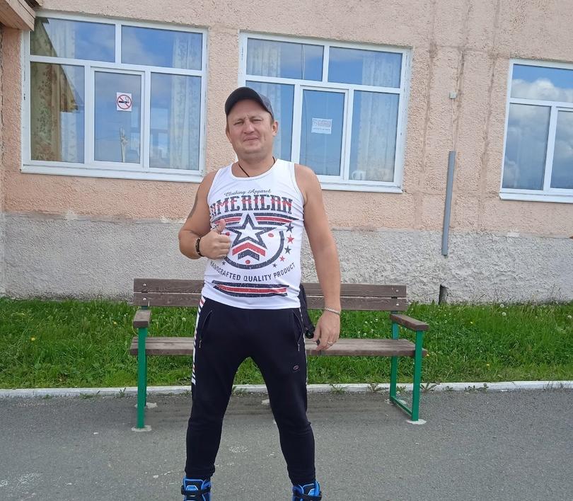 В Серове пропал 34-летний Сергей Урмаев. Родные и близкие просят откликнуться всех, кто видел мужчину