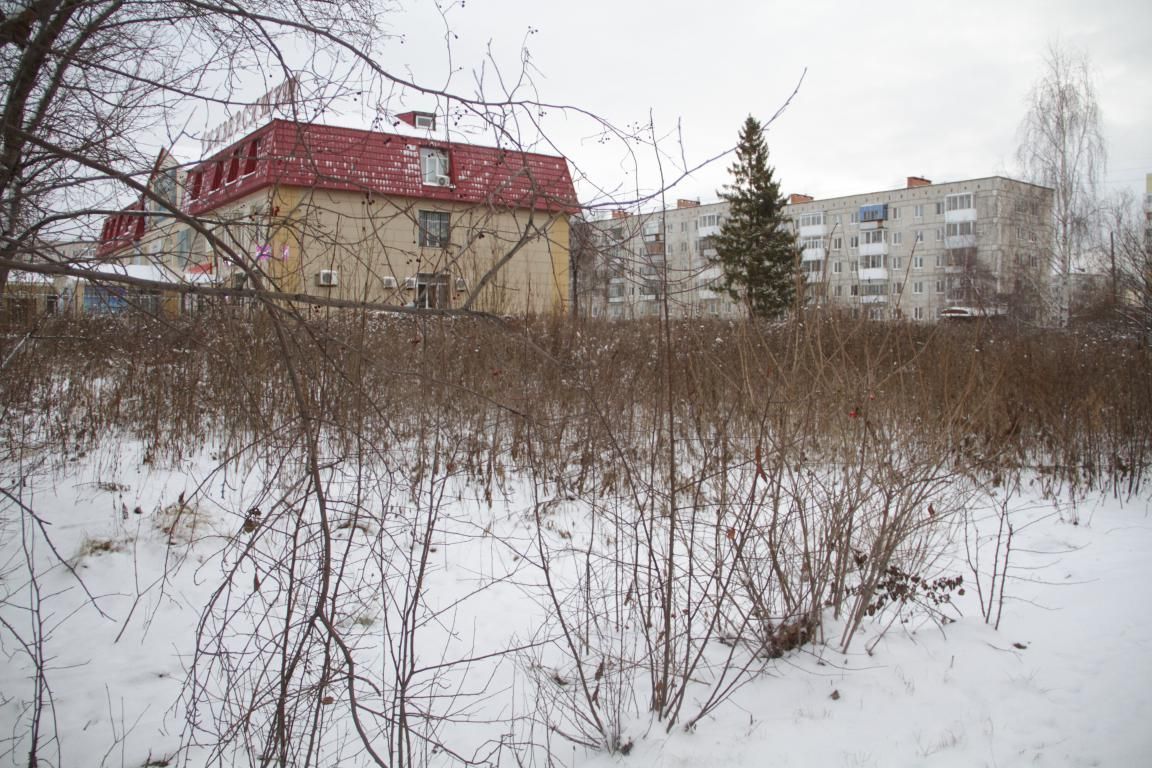 Власти Серова сдают в аренду землю на улице Победы под строительство многоквартирного дома