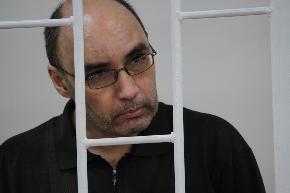 «Скрываться мне некуда. Скрывать мне нечего». Суд арестовал серовчанина, обвиняемого в убийстве женщины и ее ребенка