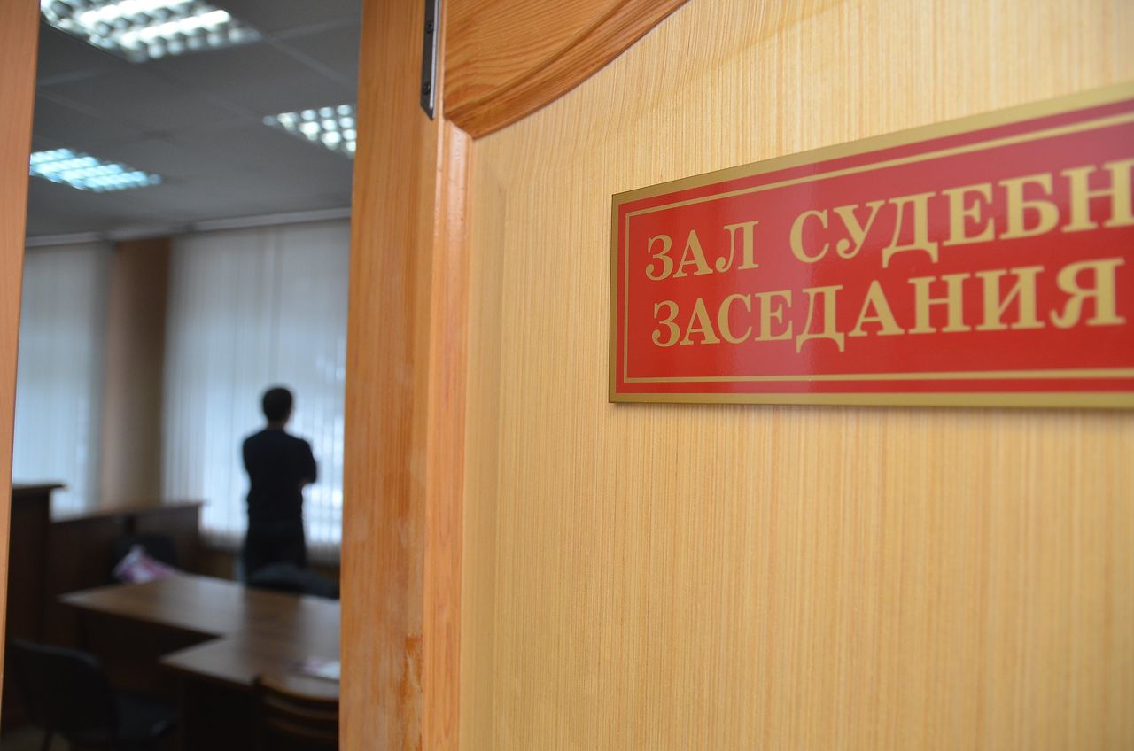 Серовчанку оштрафовали за избиение росгвардейцев