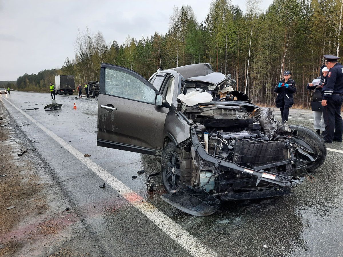В ДТП на Серовском тракте погиб водитель KIA Sorento