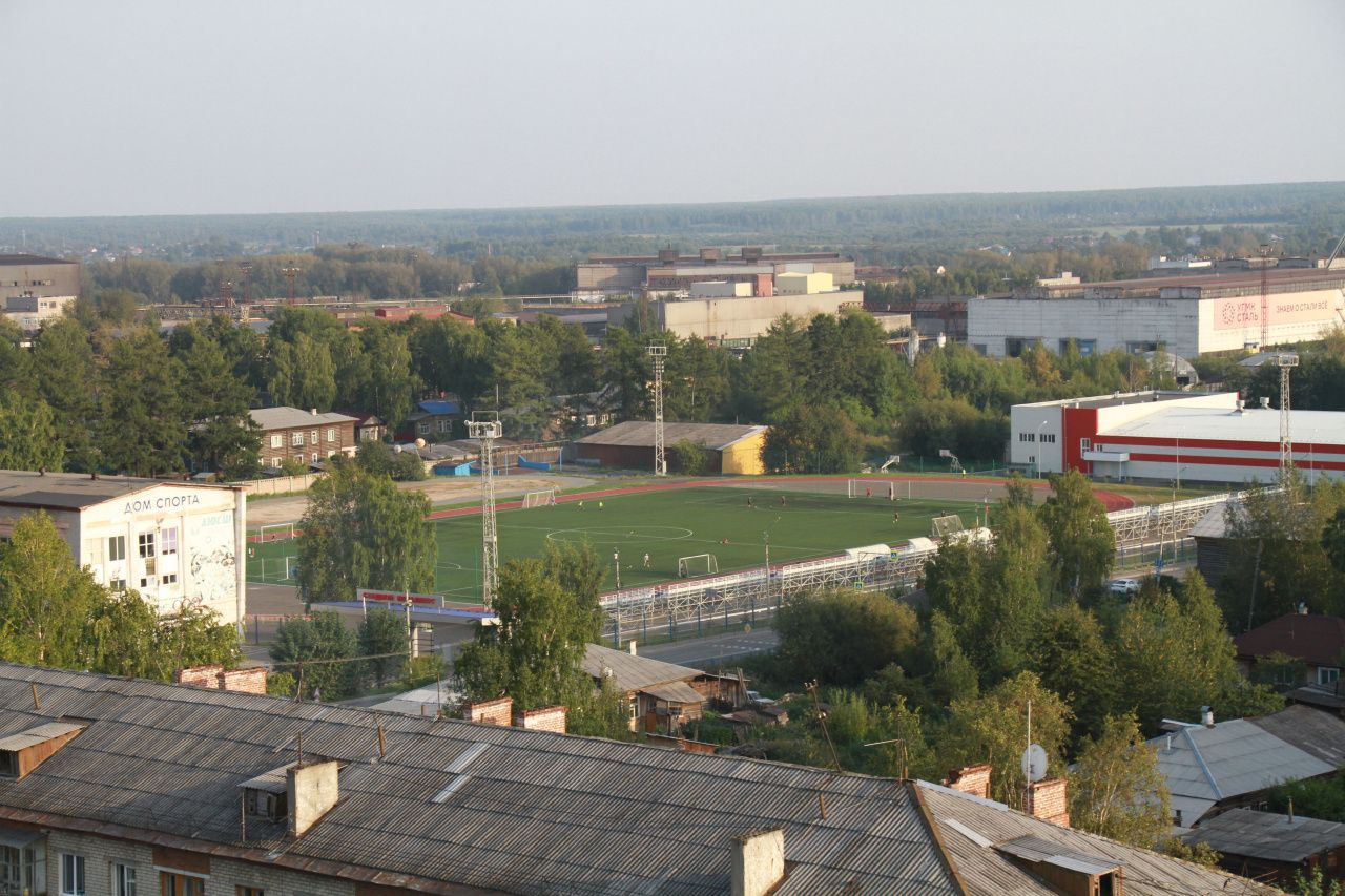 Компания из Екатеринбурга займется в Серове обустройством баскетбольной  площадки на стадионе 