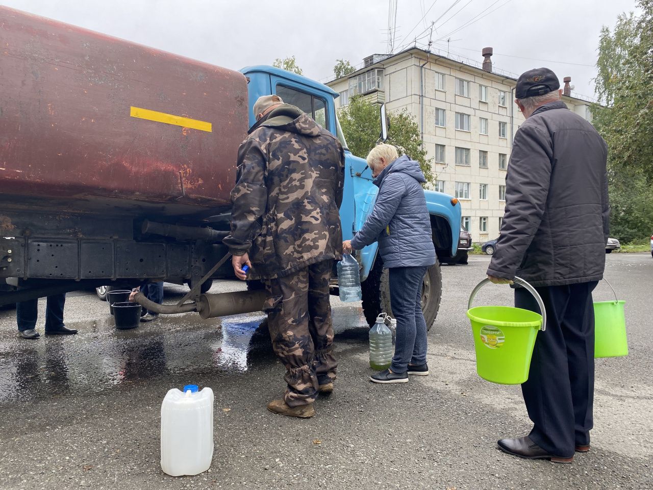 Вода становится угрозой для жизни и здоровья людей