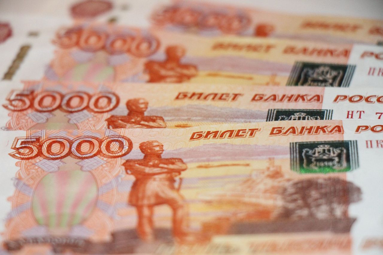 Серовчанка поверила незнакомке и перевела мошенникам 1 400 000 рублей