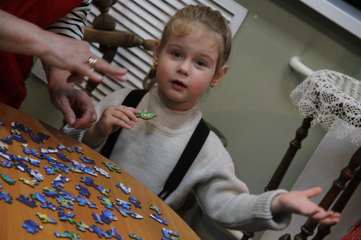 На «Ночи  искусств» в музее серовчане слушали песни и пьесы, делали русскую березоньку