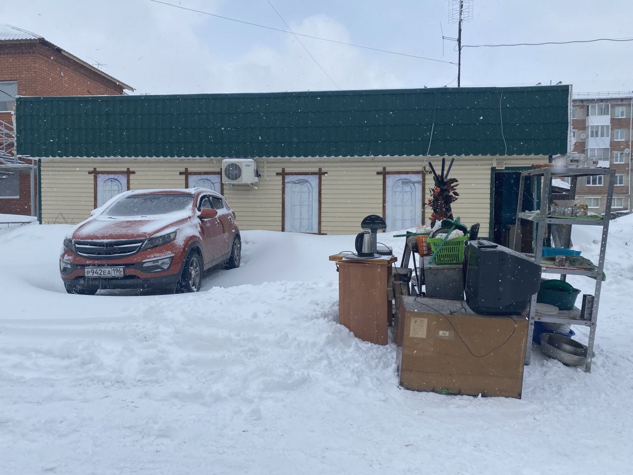 В Серове в прошлом году демонтировали 28 самовольных построек