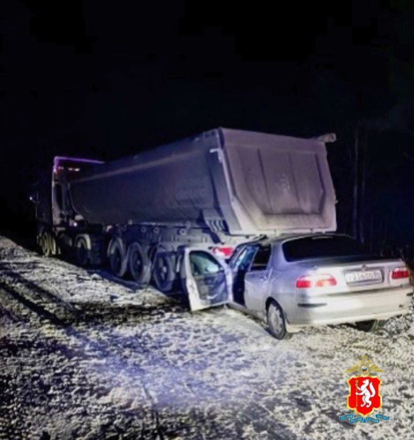 Серовчанин попал в ДТП под Краснотурьинском – врезался в стоящий на обочине грузовик