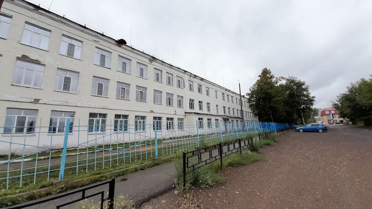 Глава Серова сообщил, что старое здание школы №22 будет полностью отремонтировано