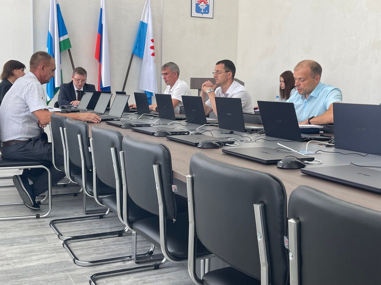 Между депутатами и чиновниками мэрии Серова разгорелся спор из-за... запорной арматуры