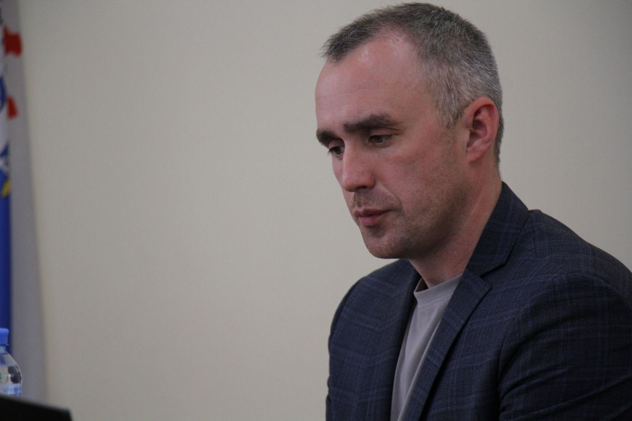 На должность главы Серова претендует депутат Сергей Семакин