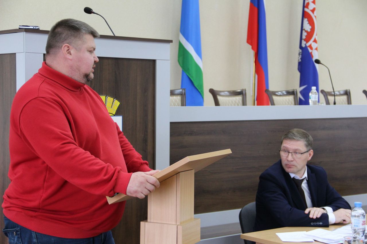 В Серовском округе шлаковым щебнем отсыпят 42 километра дорог