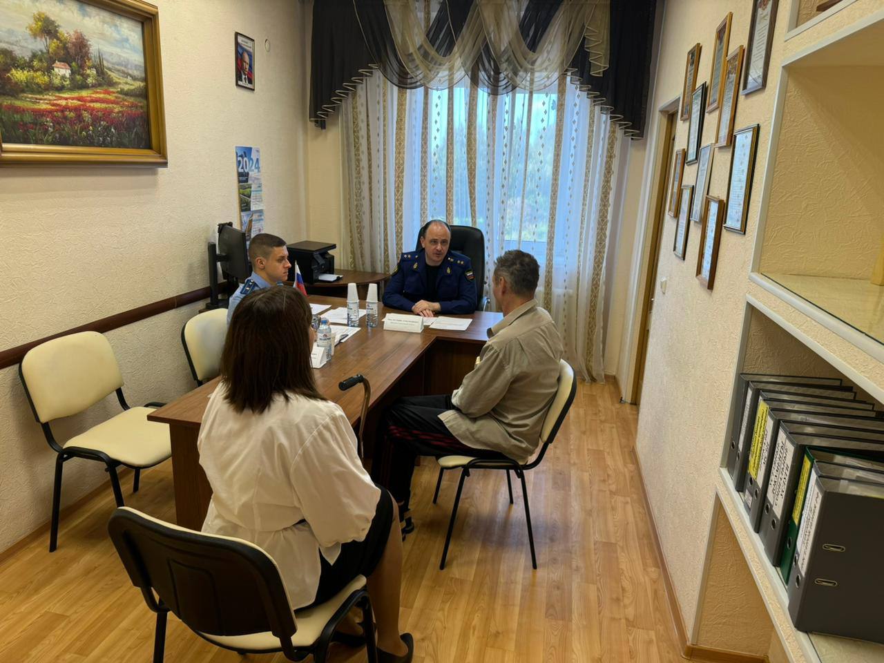 В Серове прокурор области Борис Крылов встретился с инвалидами и престарелыми