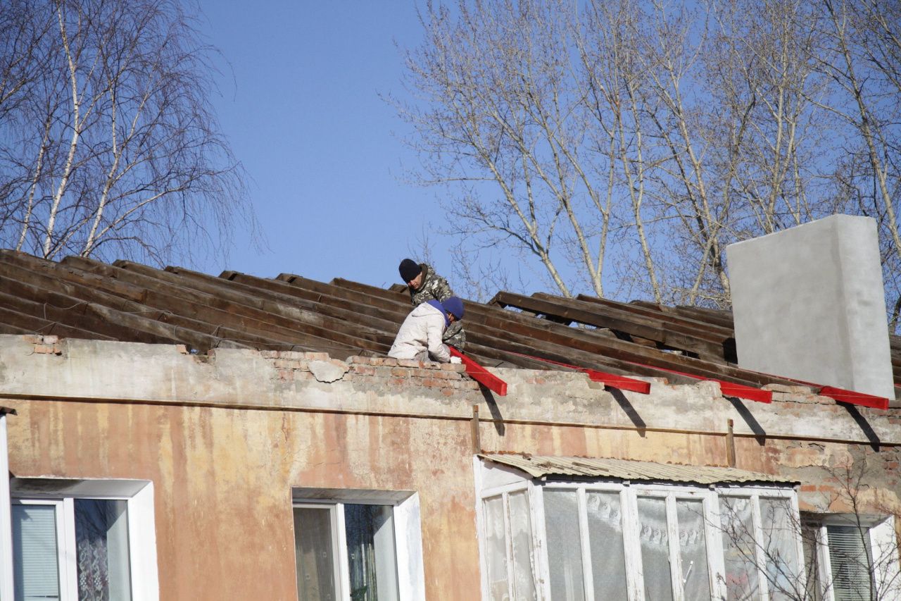 В Серовском округе в 2025 году планируют откапиталить дома на 97 миллионов рублей