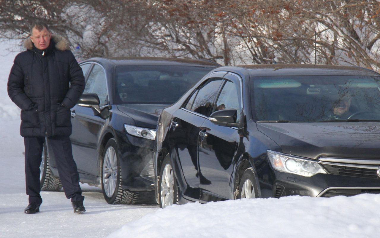 Покупку иномарок мэр Серова объяснил заменой старых автомобилей и созданием  комфорта для водителей | Новости | СеровГлобус.ру