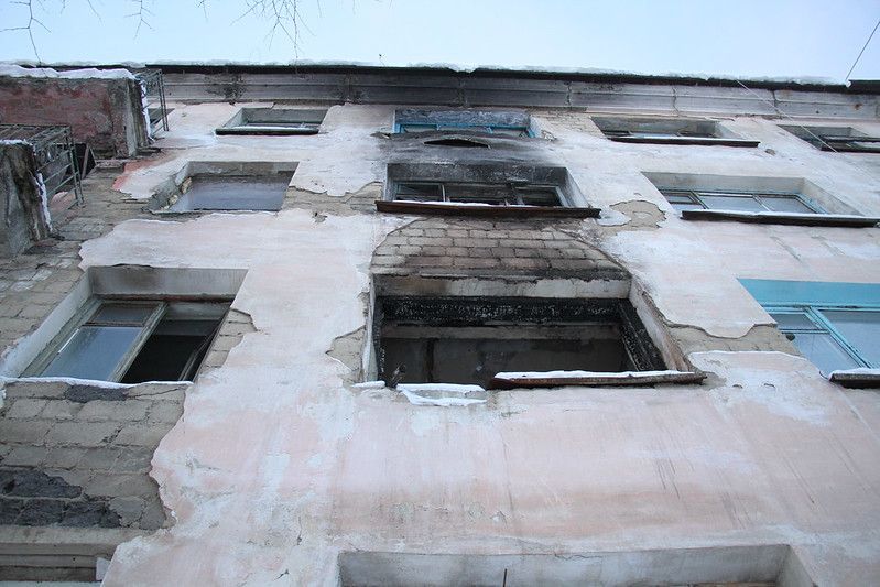 Мэрия Серова с начала года выкупила у собственников семь аварийных квартир