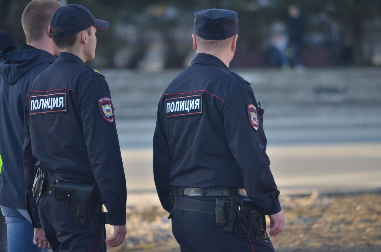 В Серове полиция выявляла наркопотребителей