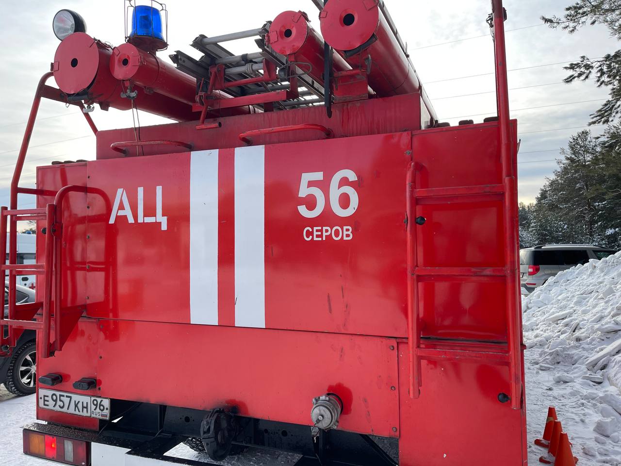 При пожаре в Серове пострадали двое детей