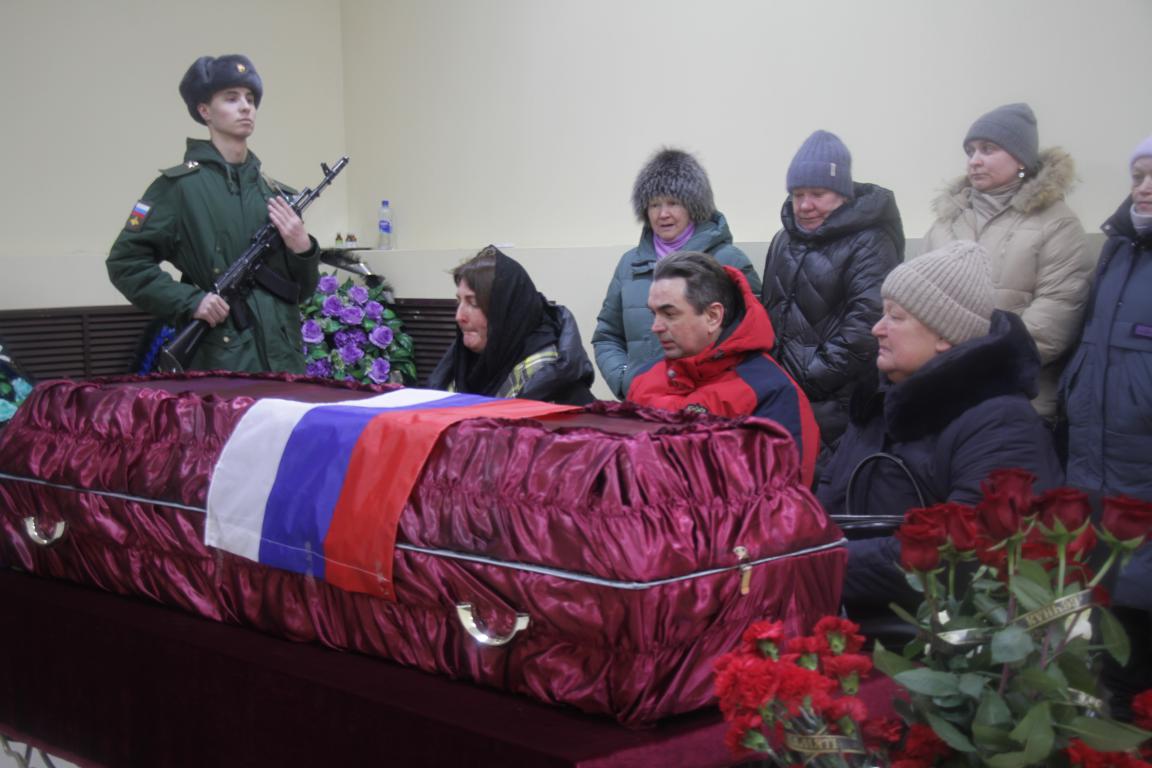 Серовчане простились с Сергеем Молодцовым, погибшим  в ходе СВО