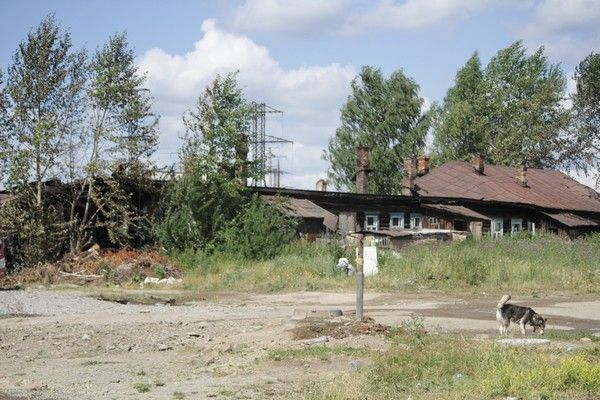 В Серове и Красноярке снесут 6 домов. На эти цели выделено 1,7 миллиона рублей