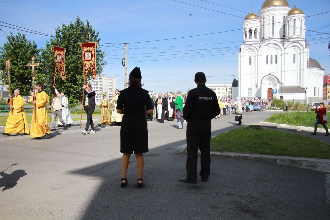 На время проведения крестного хода в центре Серова будет перекрыто движение транспорта