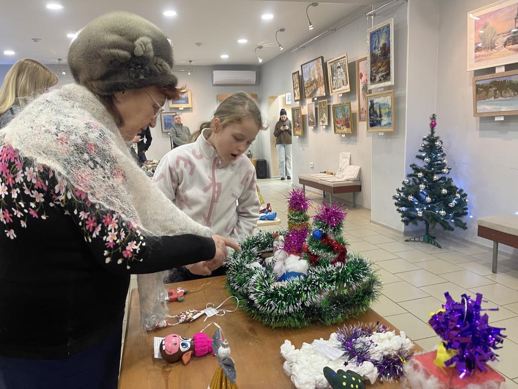 Серовский исторический музей наградил победителей выставки-конкурса "Елочная игрушка"