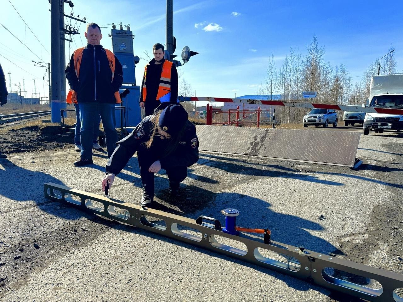 ГАИ Серова и железнодорожники обследовали 13 переездов. Выявлены нарушения
