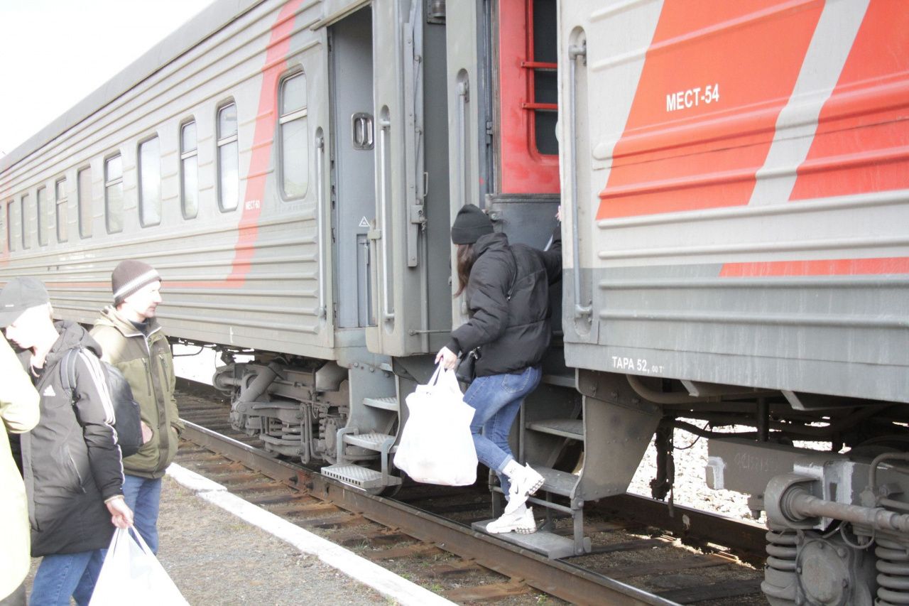 Пригородные поезда переходят на зимний график. Поезд Серов – Бокситы отменен до весны