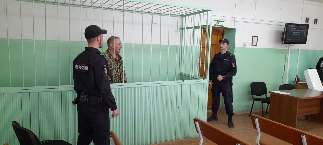 Областной суд оставил под стражей серовчанина, которого обвиняют в обезглавливании Александра Мурзина