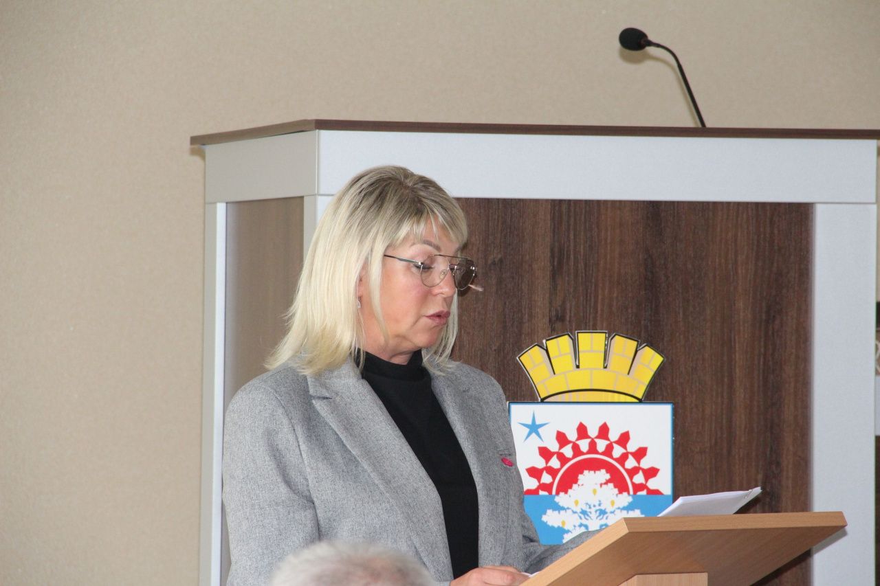 Жизнь и здоровье депутатов и главы Серова застрахуют за счет бюджета